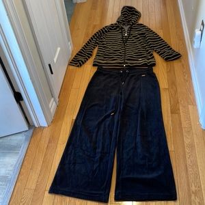 IM NYC 2 piece velvet style  hoodie  set size medium